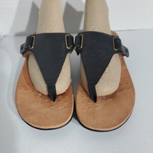 Vionic Sz 9 Black Leather Adjustable Toe-Post Sandals with Tan Footbed
